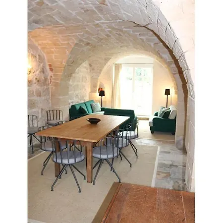 With 4 Bedrooms Maroldsweisach